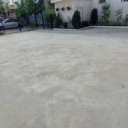 Harmony House Hotel Târgu Jiu Екстериор снимка