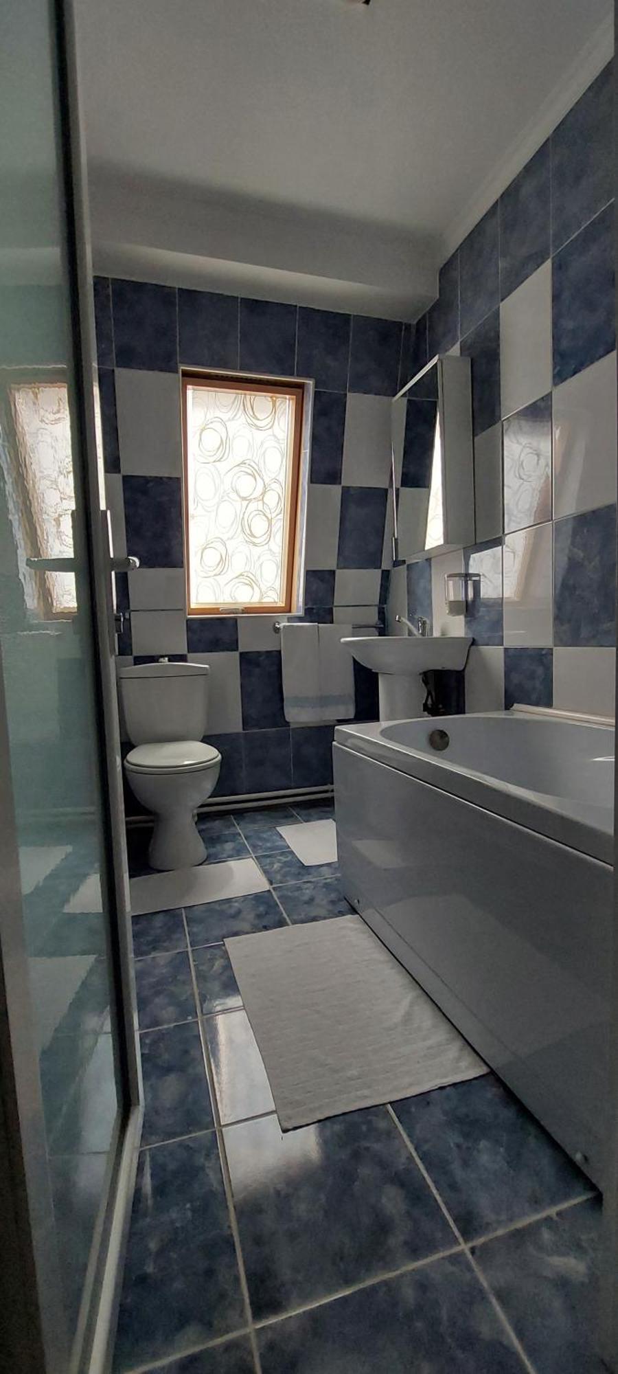 Harmony House Hotel Târgu Jiu Екстериор снимка
